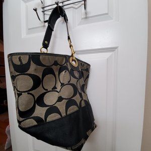 Orig.COACH Shoulder Bag Purse Blk/Wht.